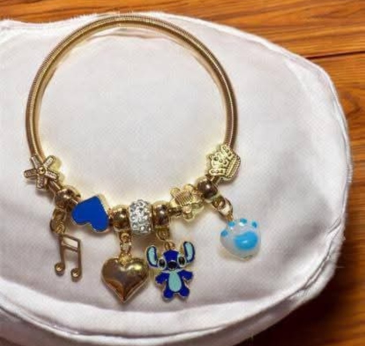 1054 Stich azul dorado