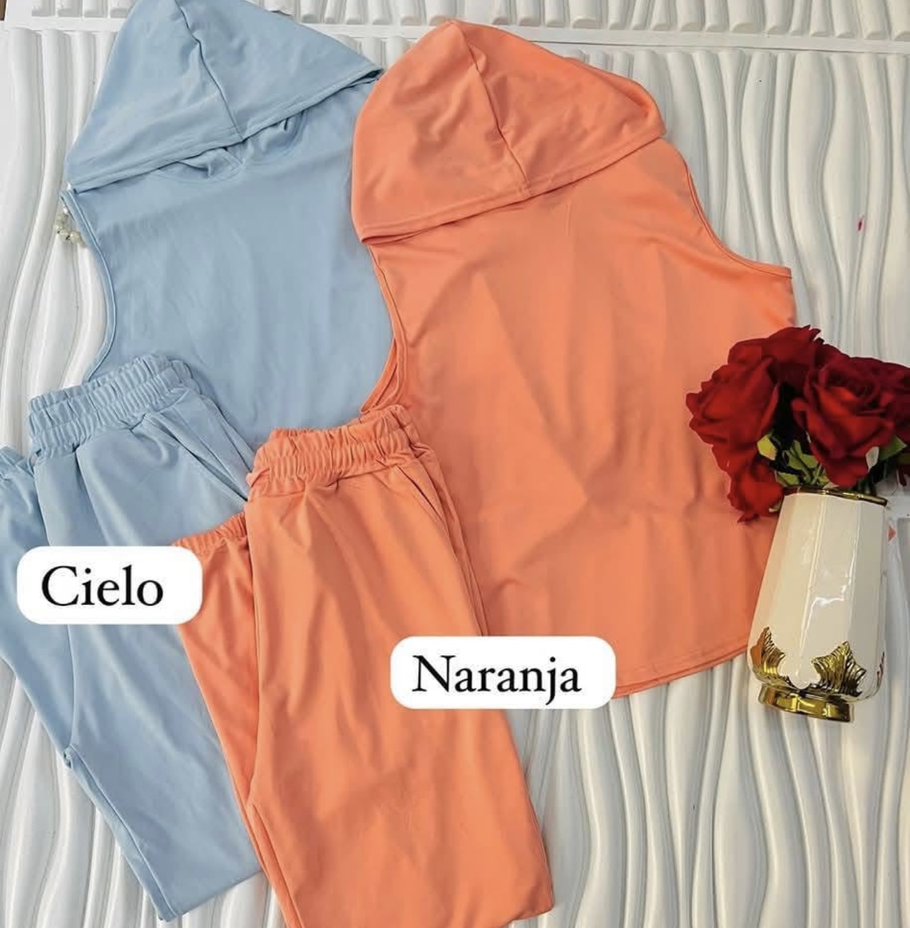 1069 Naranja