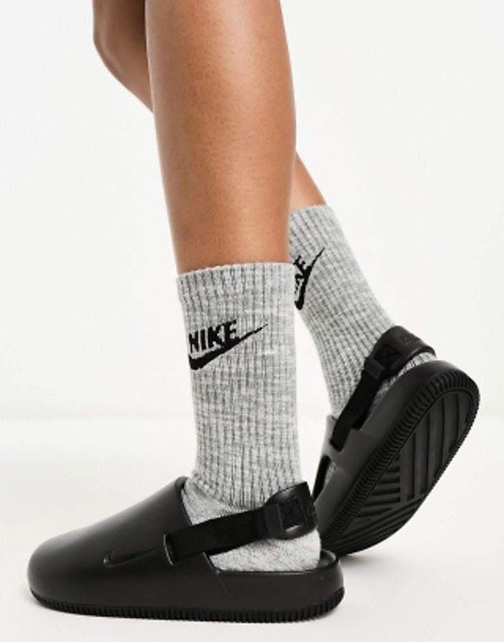 1175 Negro