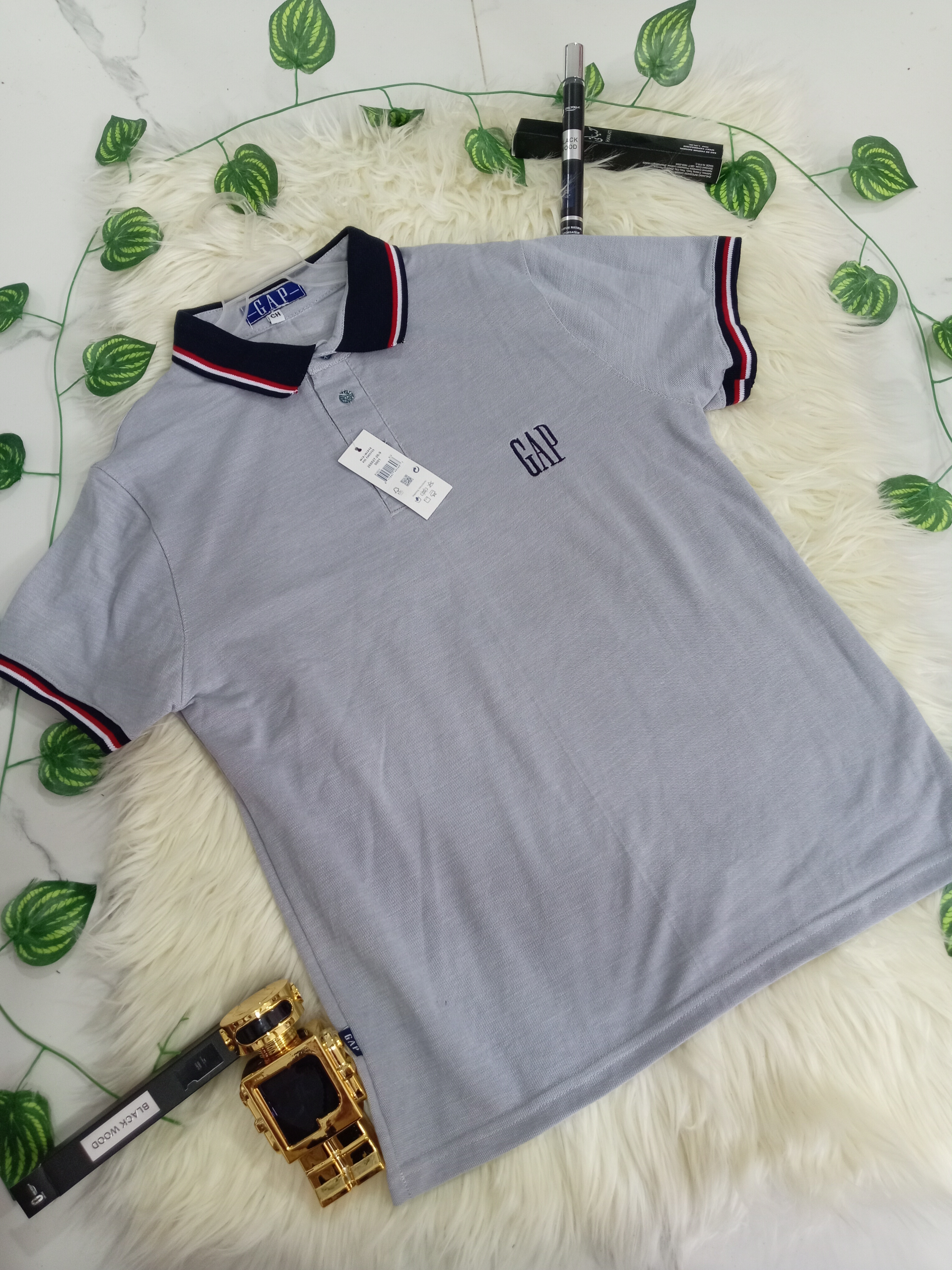 1180 Gap gris