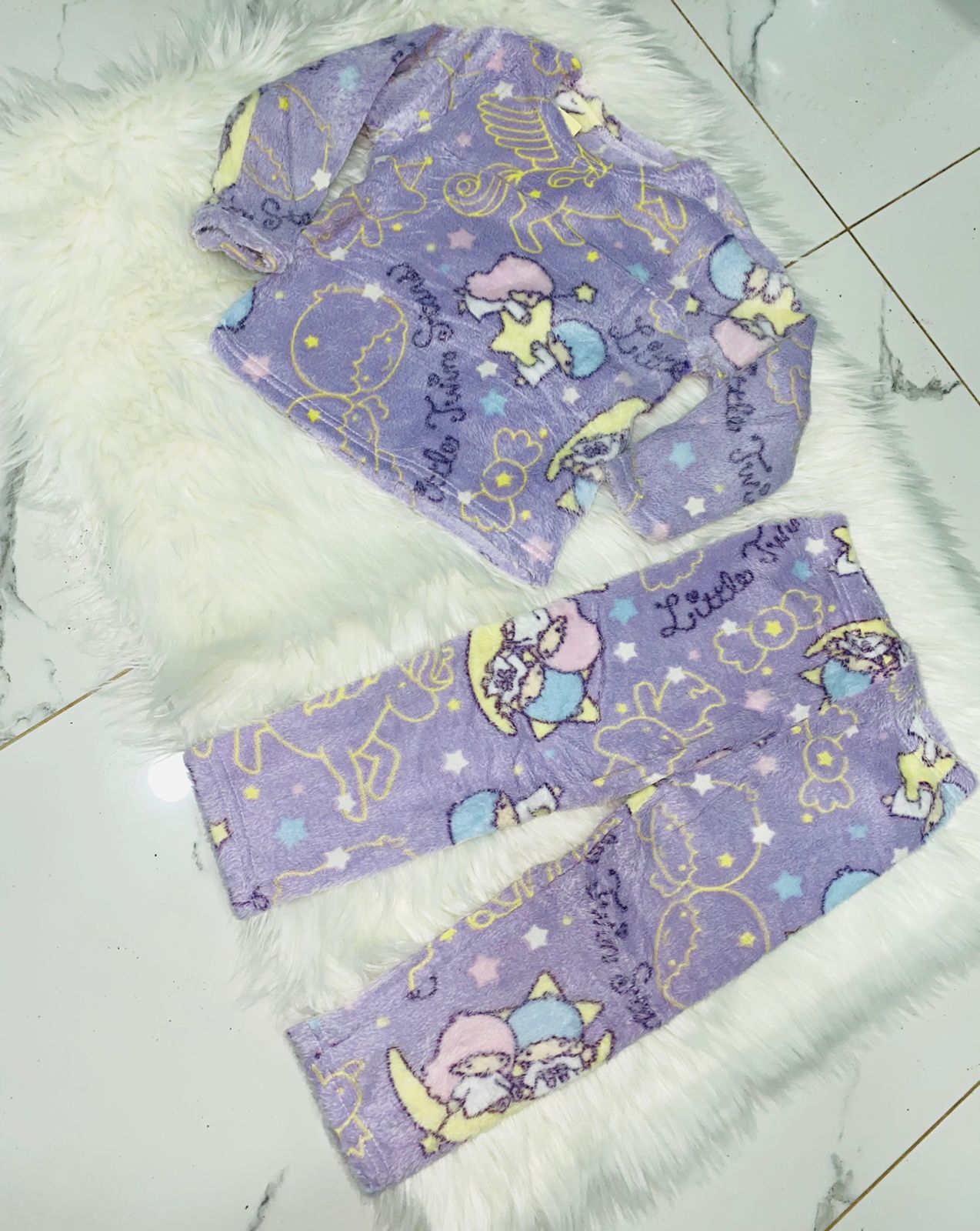 347 Morado unicornios