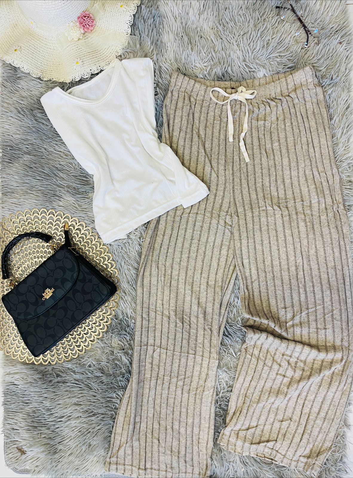 649 Beige