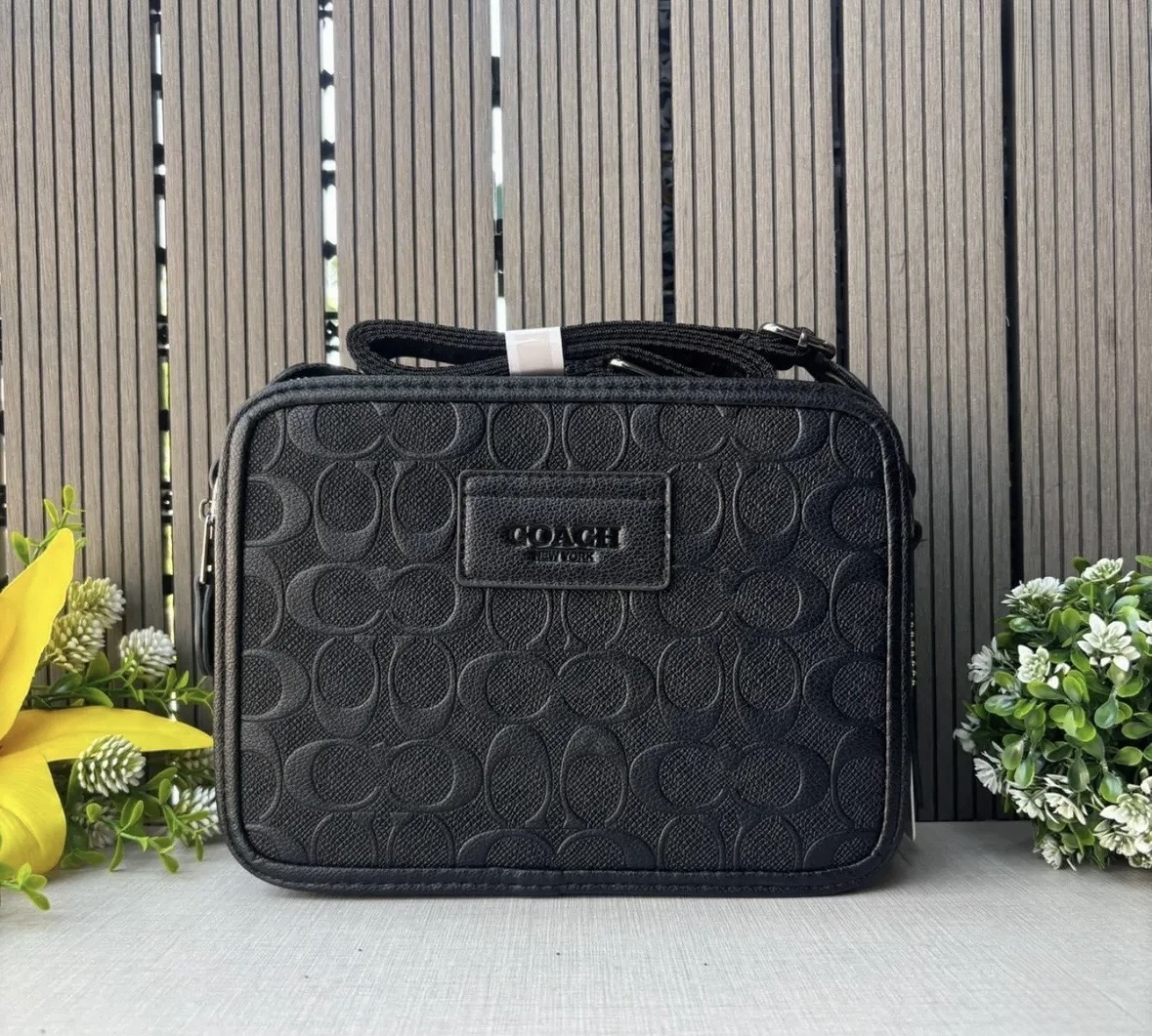 747 Negra rectangular