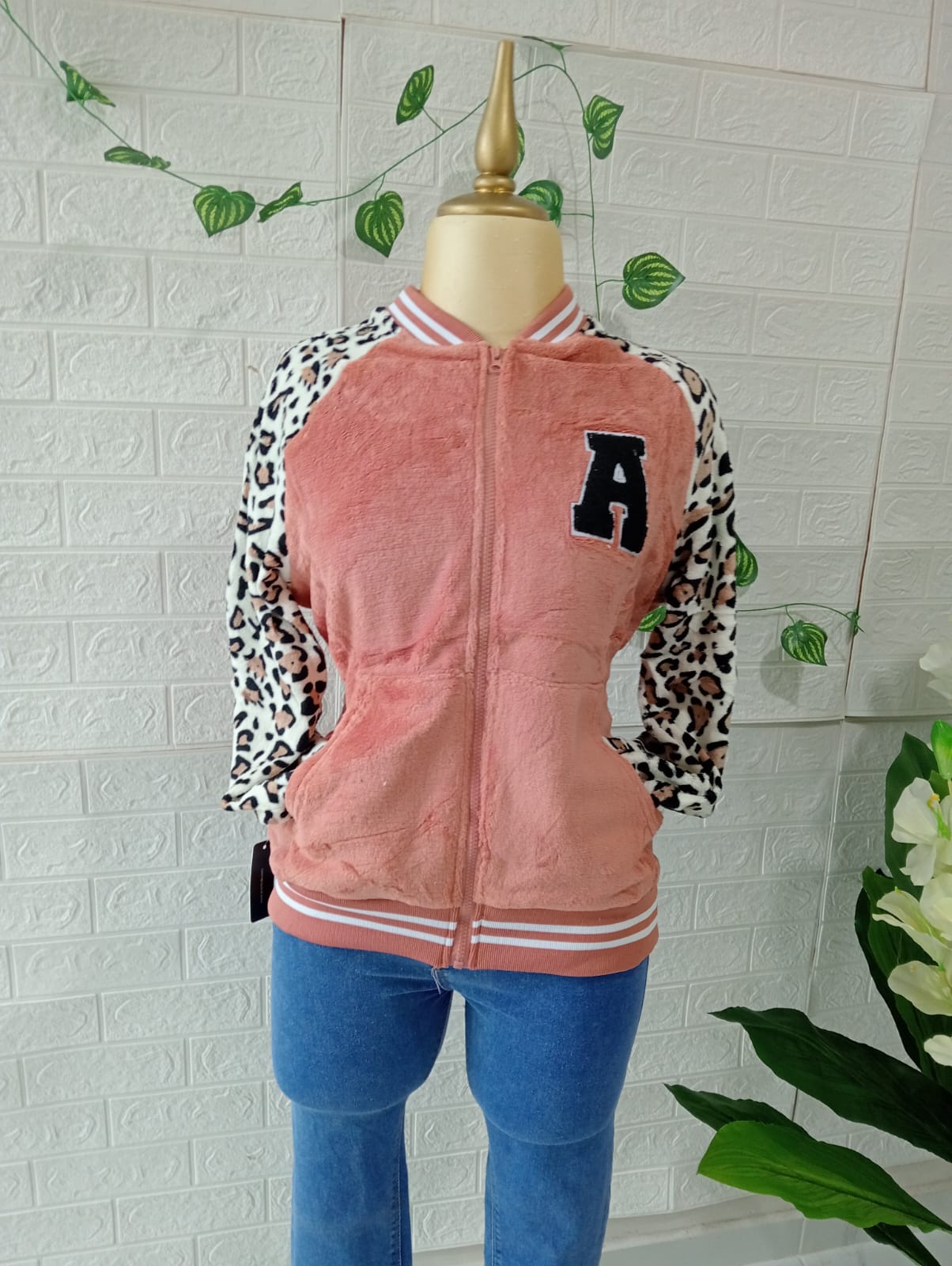 76 Coral