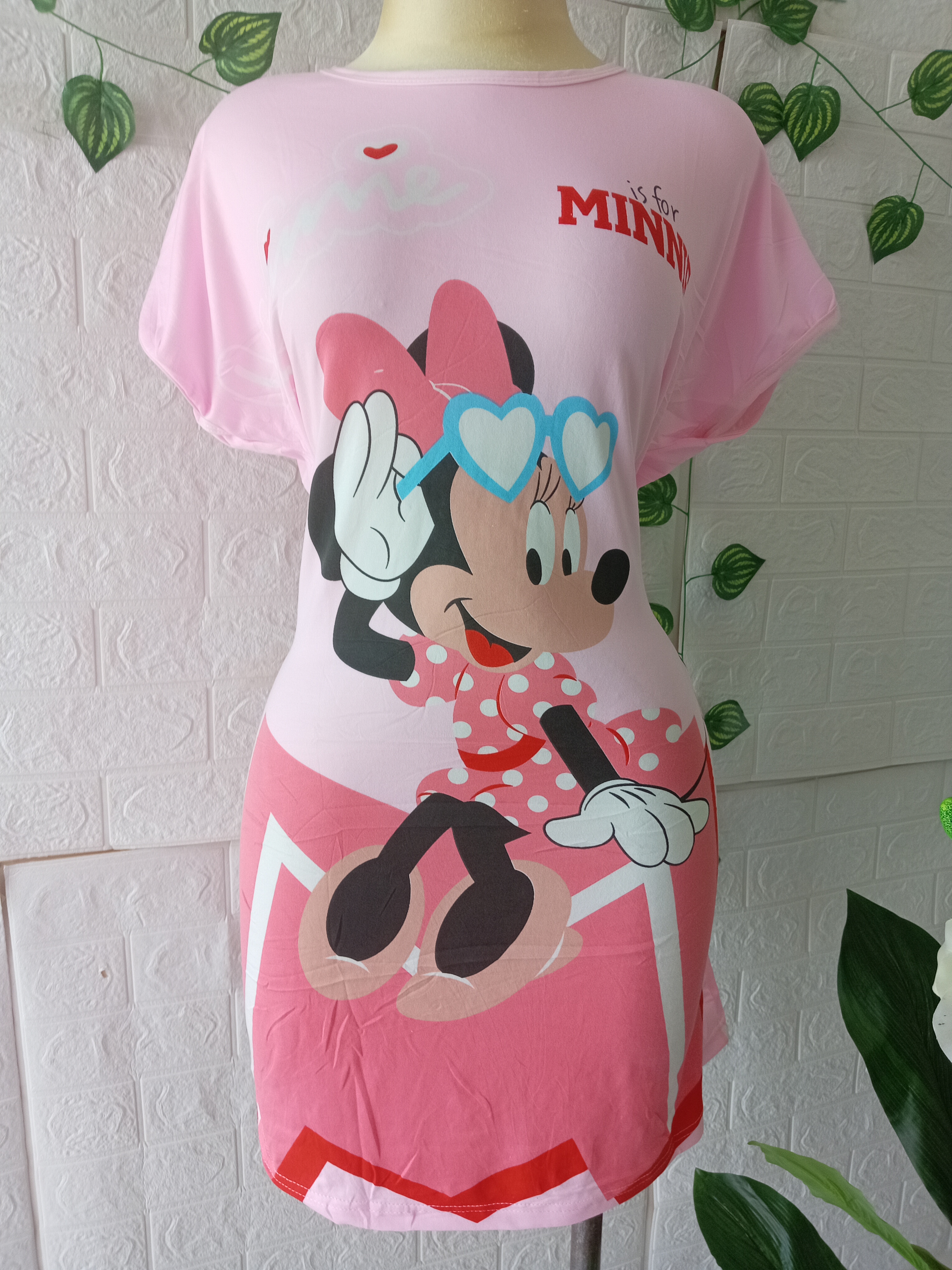 912 Minnie
