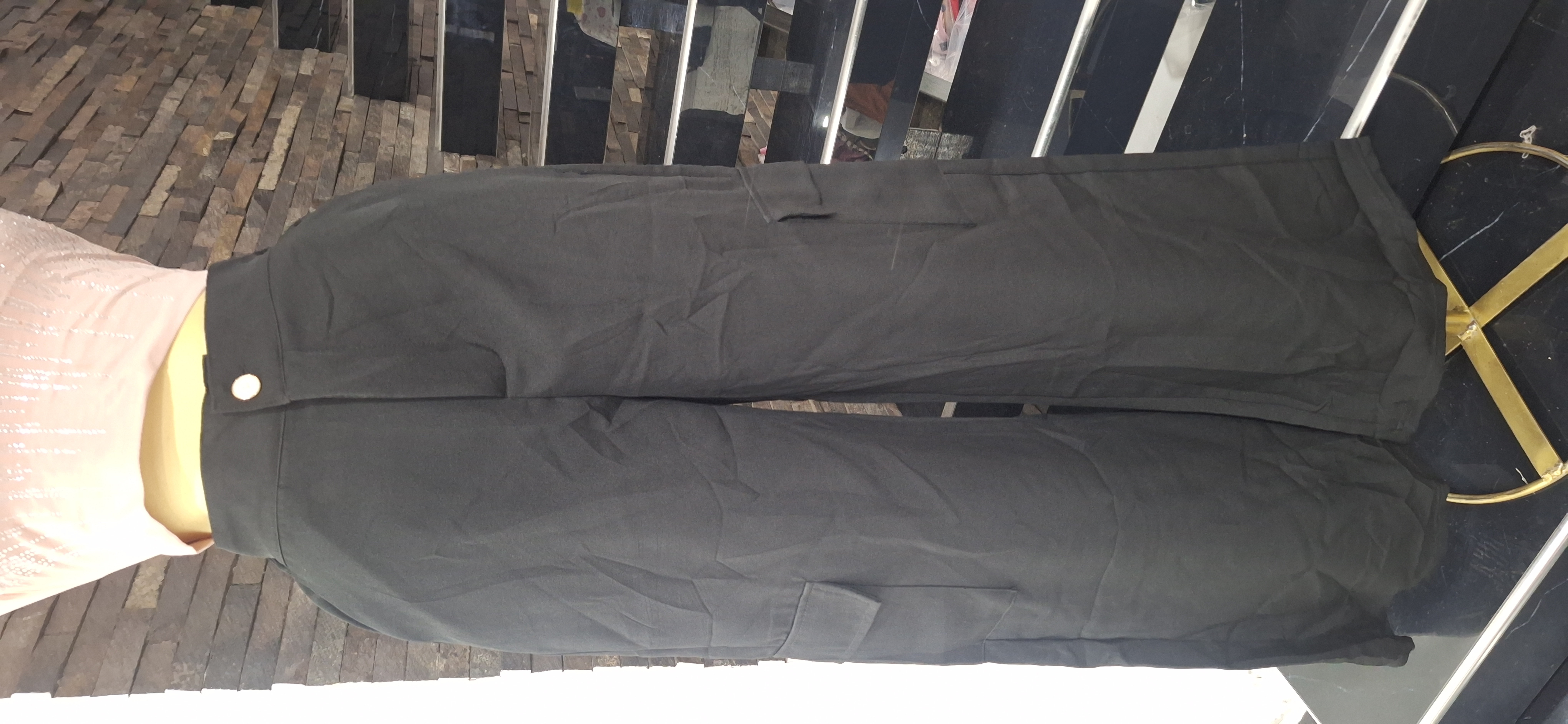 923 Pantalón ancho negro
