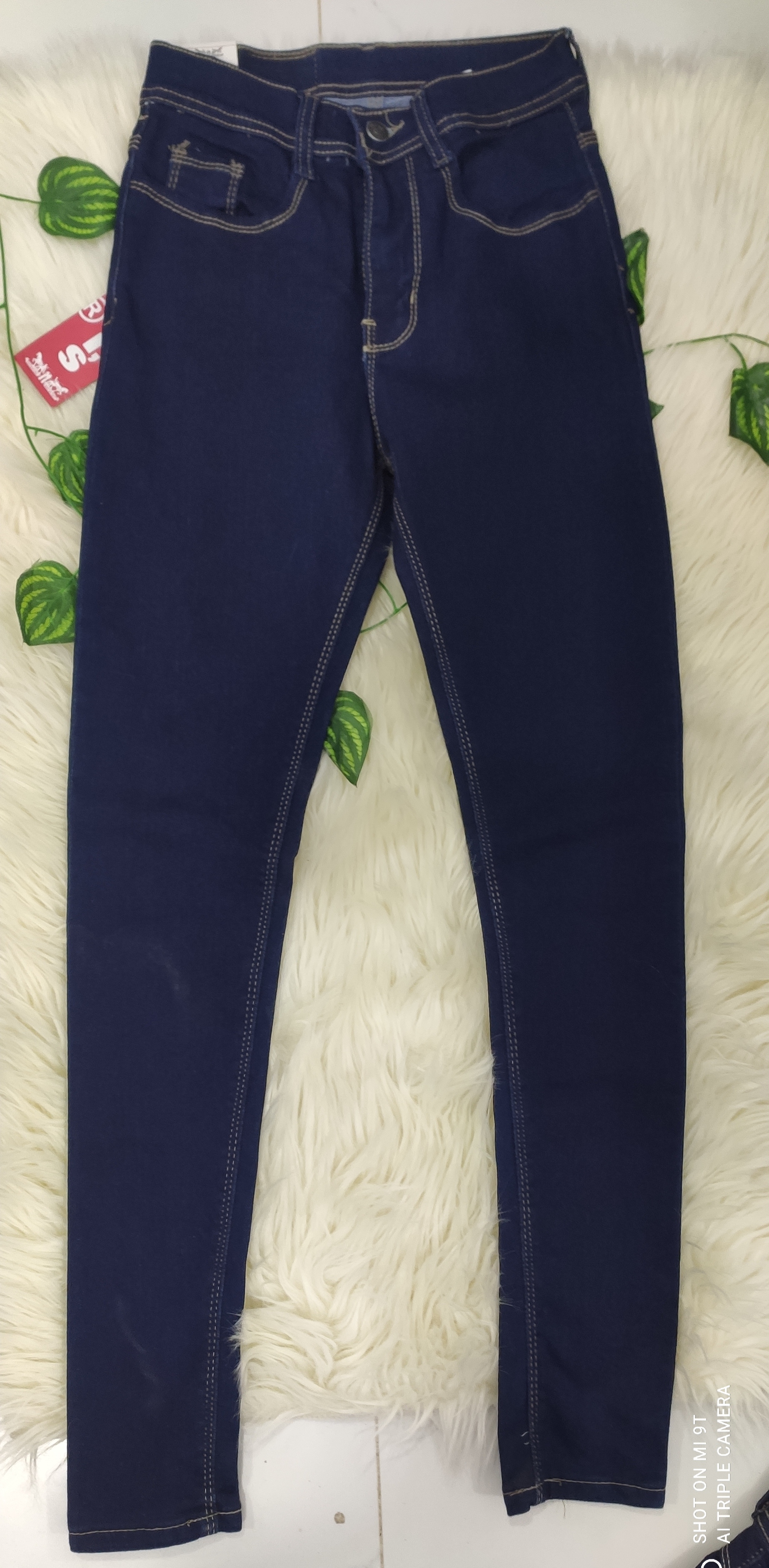 948 Marino Levis